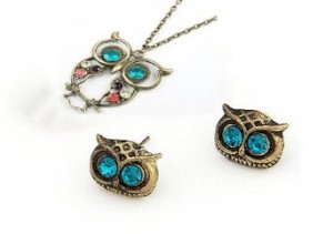 vintage retro art deco owl head charm stud earrings and crystal diamond owl necklace