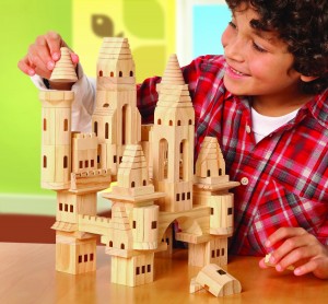 Discovery Kids Wooden Castle