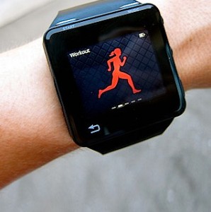 Motorola MotoActv GPS Fitness Tracker & Music Player w 8GB Storage, Bluetooth & 1.6 LCD