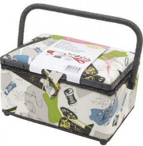 Singer Vintage Sewing Basket with Sewing Kit Accessories