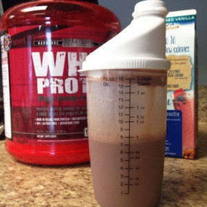 16 oz. Mixer Shaker Bottle w Lid