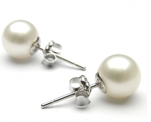pearl earrings
