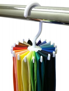tie organizer